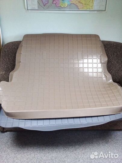 Коврик в багажник Toyota Land Cruiser 100, LX 470