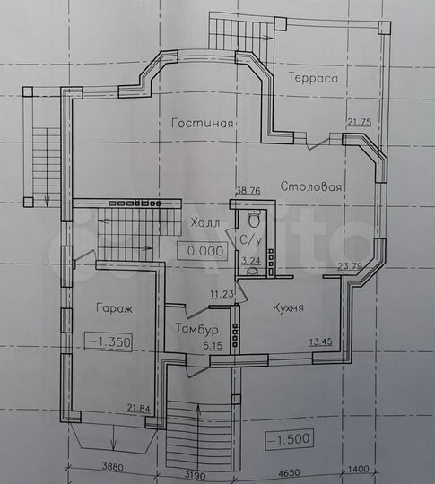 Коттедж 330 м² на участке 7 сот.