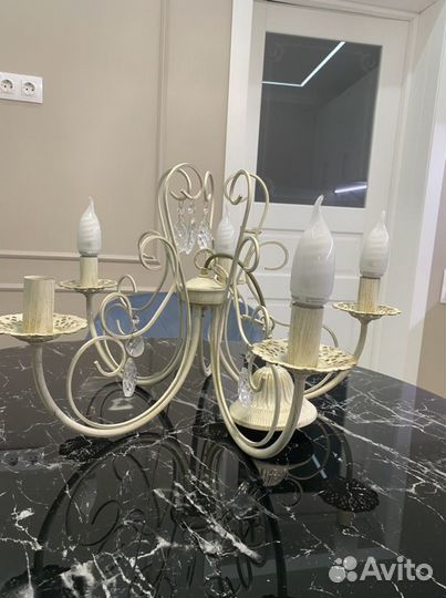 Люстра потолочная