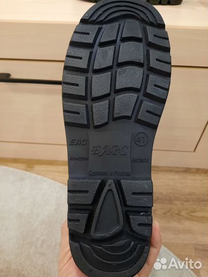 Резиновые сапоги с металлическим носком