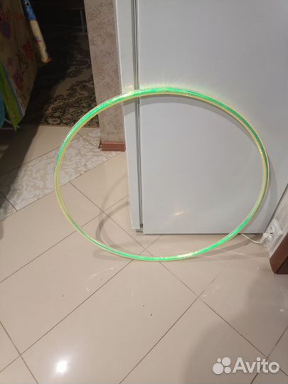 Обруч гимнастический