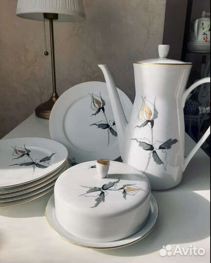 Предметы из сервиза Черная Роза ГДР Винтаж