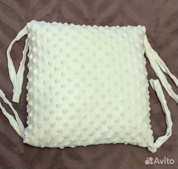 Защитный бортик для детской кроватки