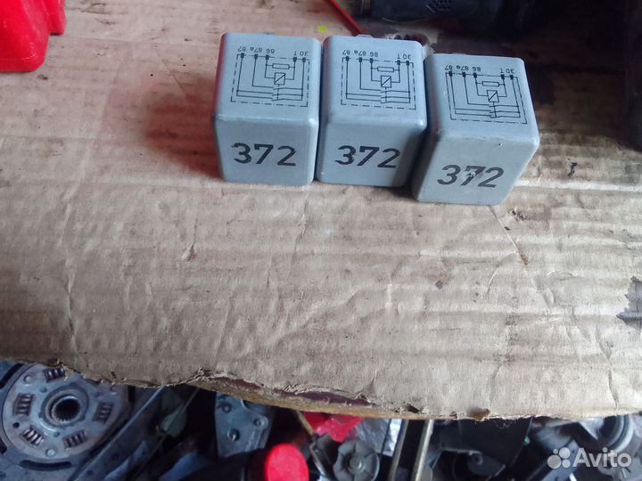 Реле топливного насоса 372 Volkswagen Passat B5