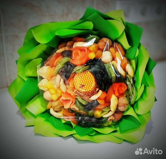 Сладкие букеты из сухофруктов