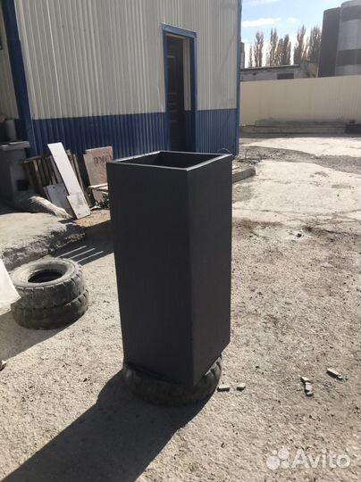 Клумба/Кашпо из бетона