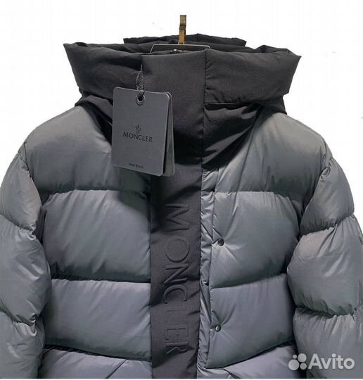 Серый Пуховик Moncler