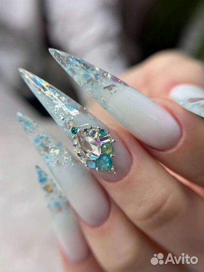 Маникюр с покрытием гель-лак