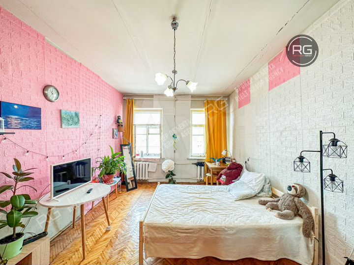 5-к. квартира, 108 м², 5/5 эт.