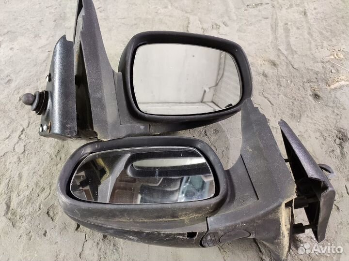 Зеркало правое Волга 3110
