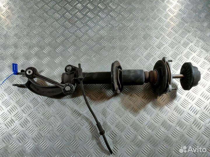 Амортизатор передний Audi A7 4G 2012 4G0031D