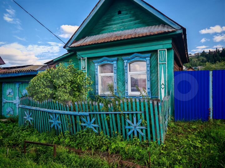 Дом 51,2 м² на участке 10,2 га