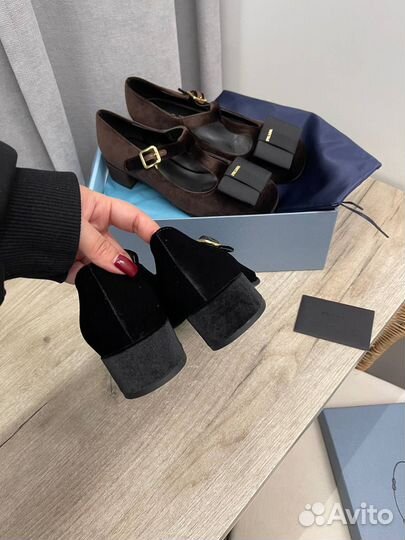 Туфли женские Prada