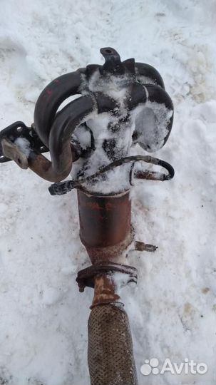 Hyundai i30 2010г выпускной коллектор