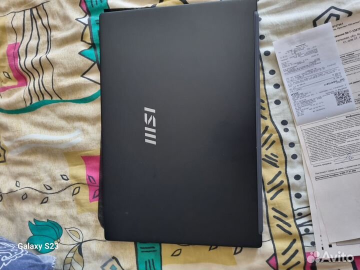 Ноутбук MSI modern 15