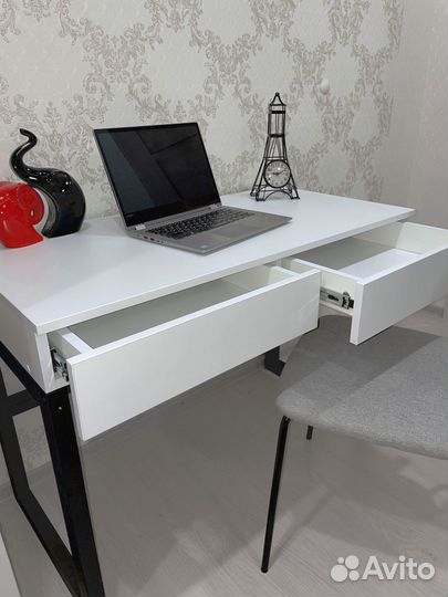 Компьютерные столы для дома