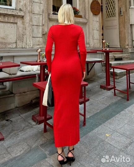 Трикотажное платье