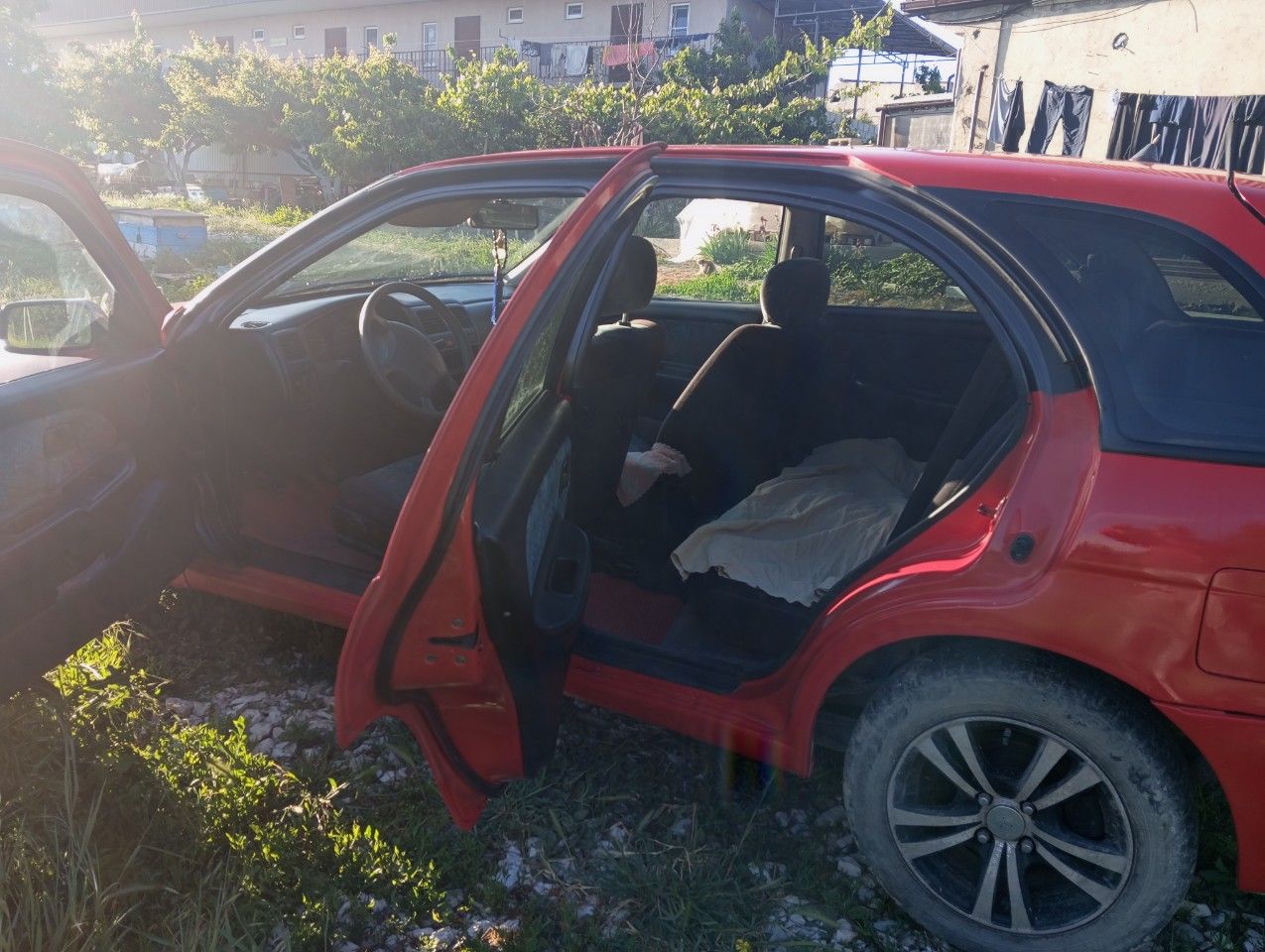 Nissan Almera: фото владельца