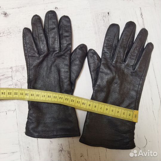 Перчатки кожаные женские 7