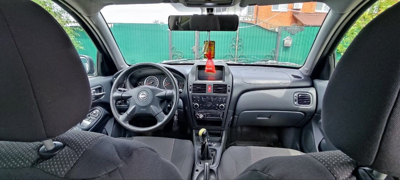 Nissan Almera: фото владельца