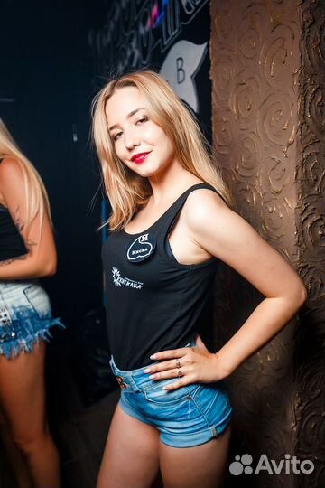 Официант