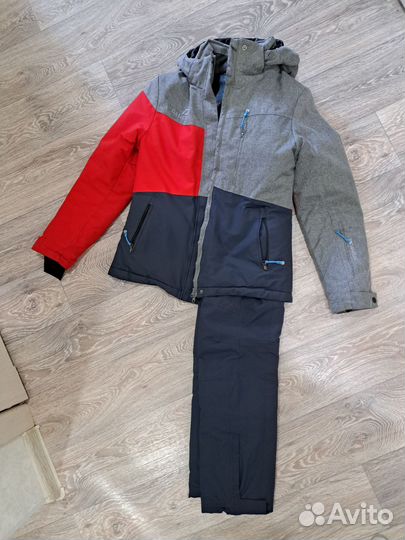 Горнолыжный костюм женский