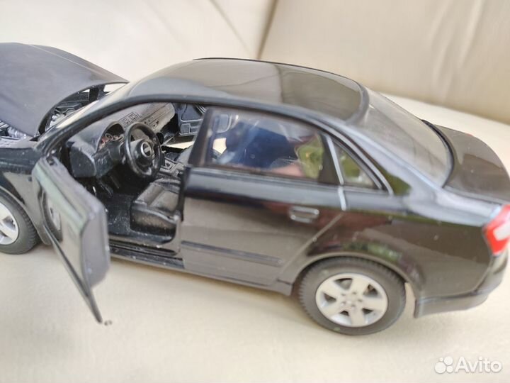 Maisto 1 24.Audi A 4