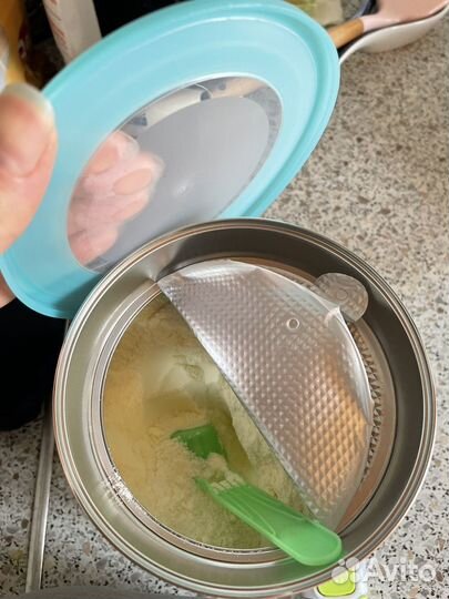 Детская смесь NAN 4