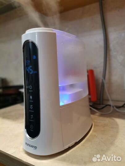 Увлажнитель-озонатор Miniland Humitouch