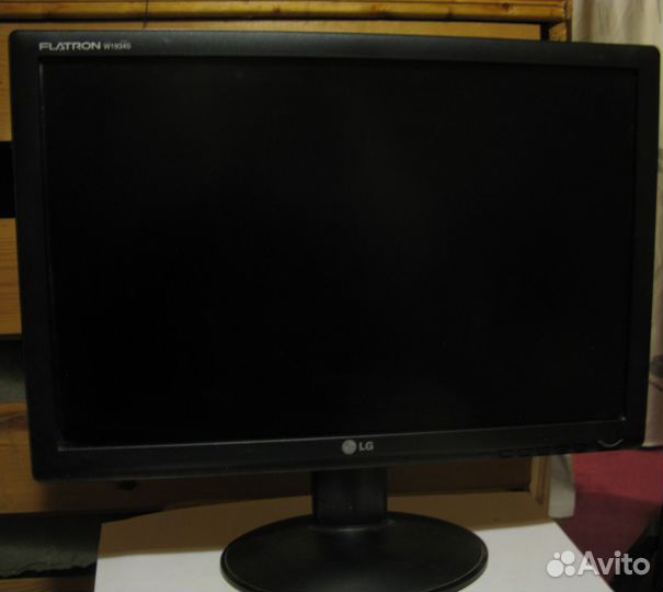 Монитор LG Flatron W1934S