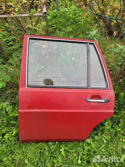 Дверь задняя, передняя левая vw santana