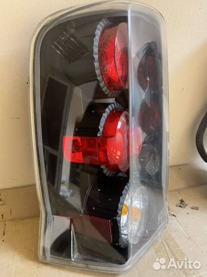 Стопы sonar Cadillac escalade 2003 год