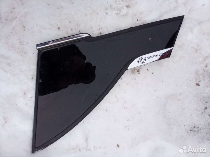 Citroen c4 aircross форточка правая