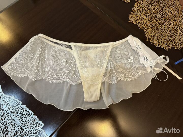 Трусики стринги белые/черные S Christies (42)