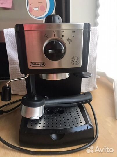 Кофеварка рожковая delonghi