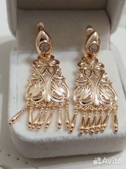 Великолепные длинные серьги покрытие золото