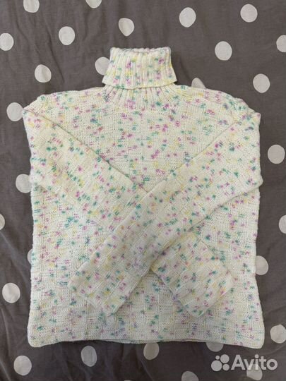 Свитер женский