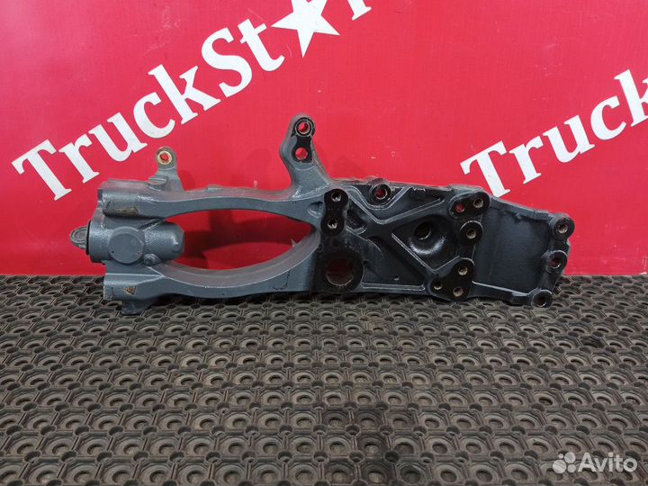 Кронштейн буксировочный правый 2020г. Daf XF106