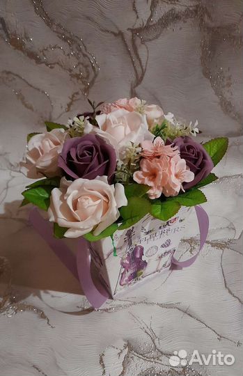 Композиция из мыльных цветов