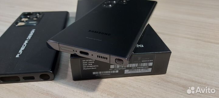 Samsung Galaxy S23 Ultra, 8/256 ГБ