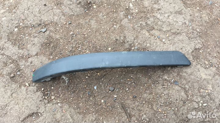 Молдинги заднего бампера ford focus 2