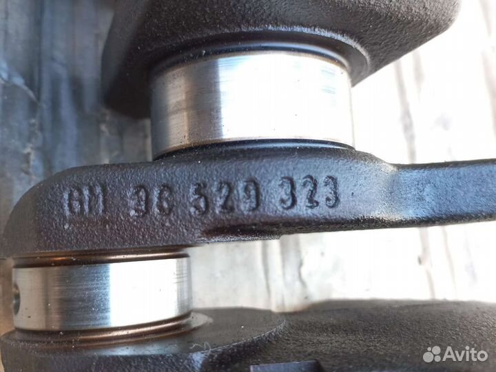 Opel X10XE коленвал 90529323 номинал постель