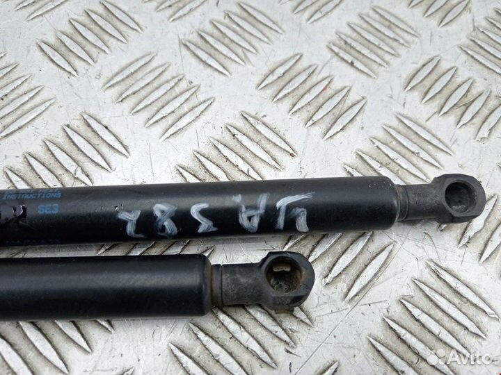 Амортизатор крышки багажника для Seat Cordoba 1