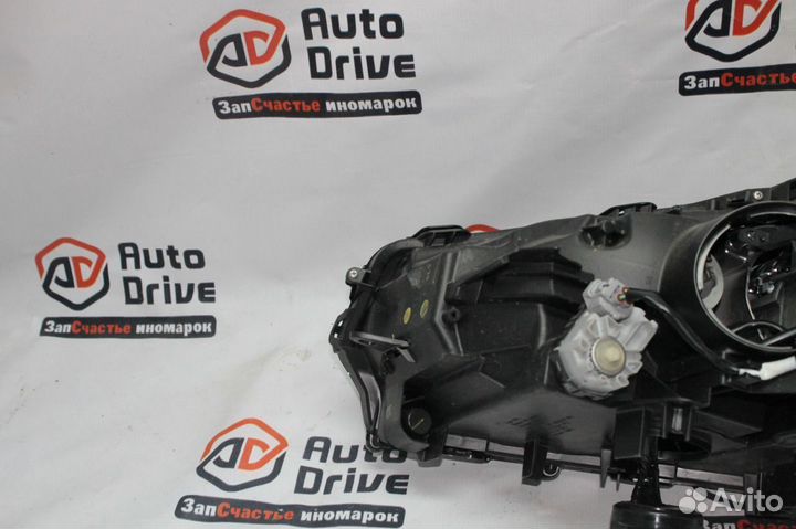 Lexus NX 200 Фара правая