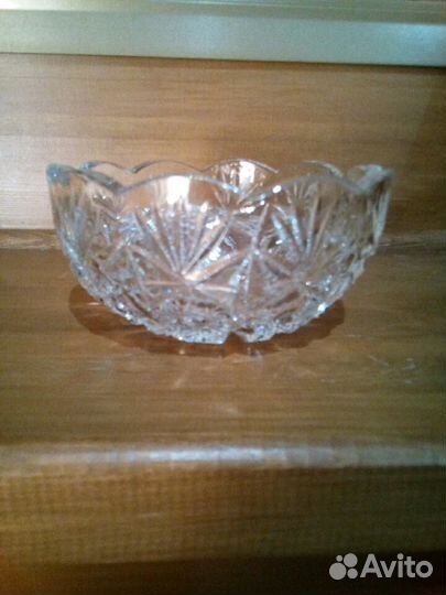 Хрустальная ваза