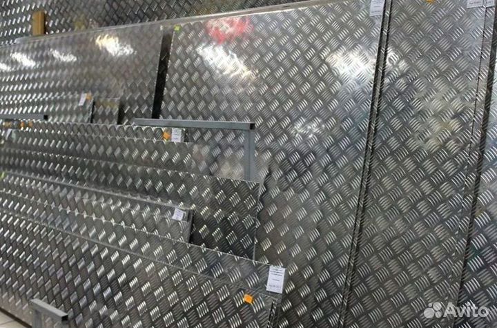 Лист рифленый