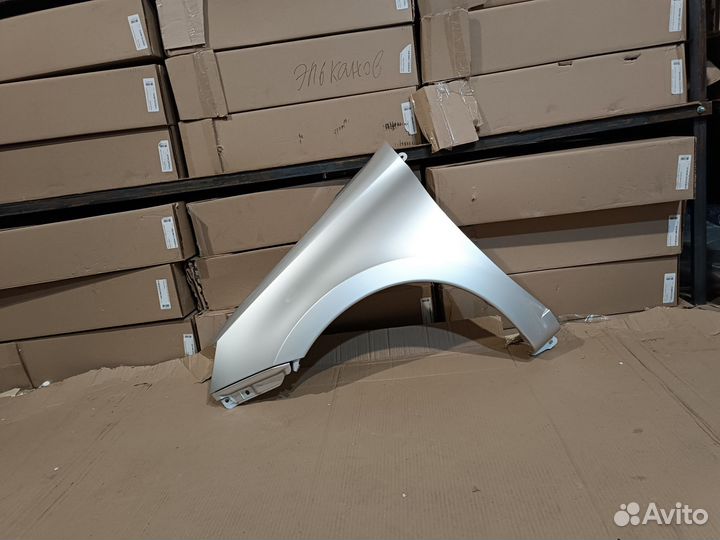 Крыло левое гранта фл цвет серебристый (платина)