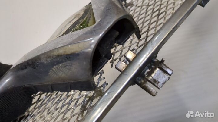 Решетка радиатора Opel Vectra B, 2001