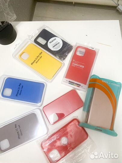 Чехлы на телефон