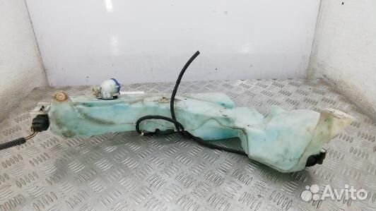 Бачок омывателя ford focus 2 (10V11NL01)